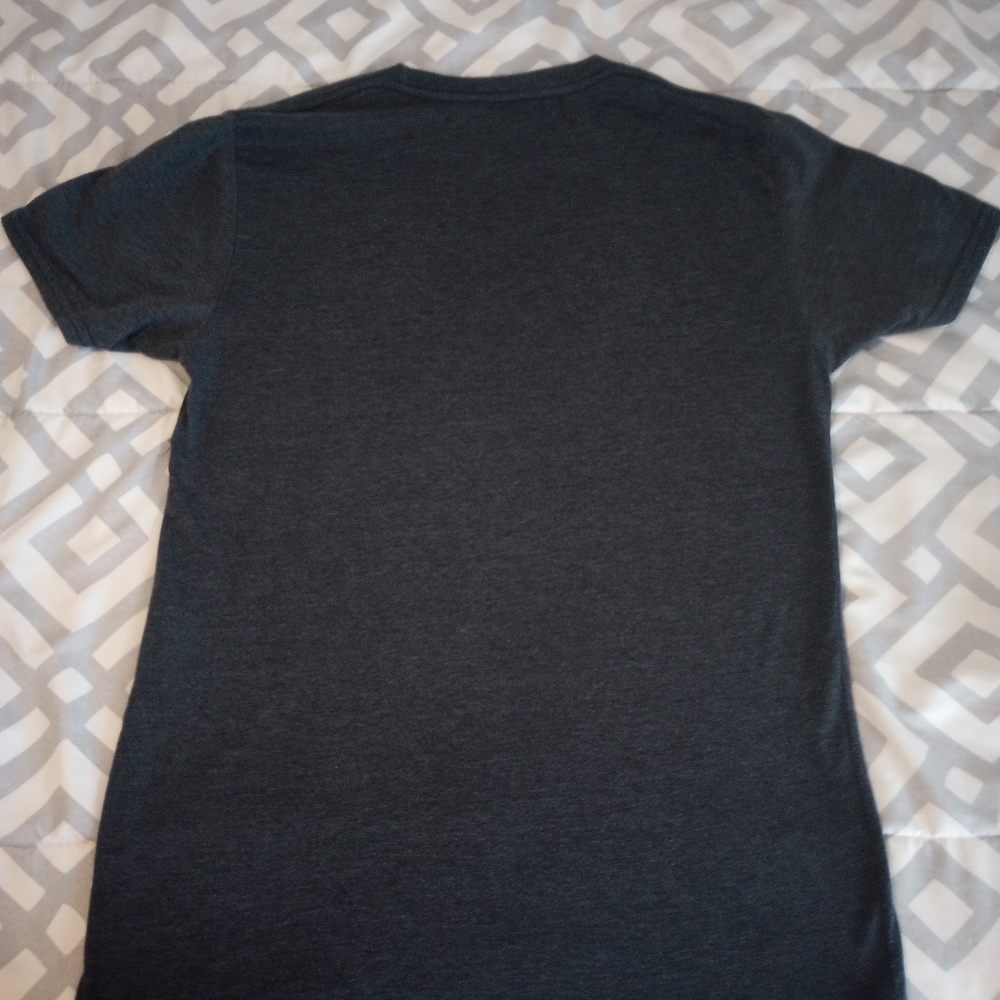 Volcom Shirt - Picture 3 of 3